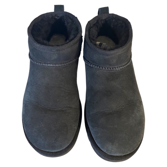 UGG Classic Ultra Mini — Black | Size 7 - Picture 3 of 9